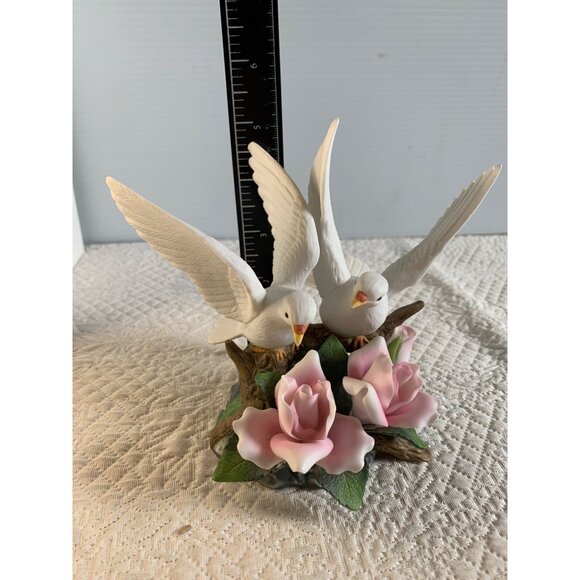 Holsted House Enchanting White Doves the Porcelain Garden Collection Birds 2001 - Picture 15 of 16